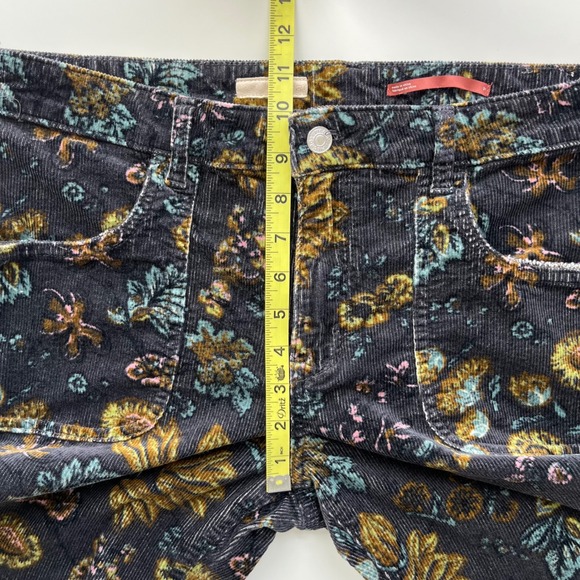 Anthropologie Pilcro The Icon Flare Low Rise Corduroy Jeans Navy Floral Women 31 - Picture 9 of 12